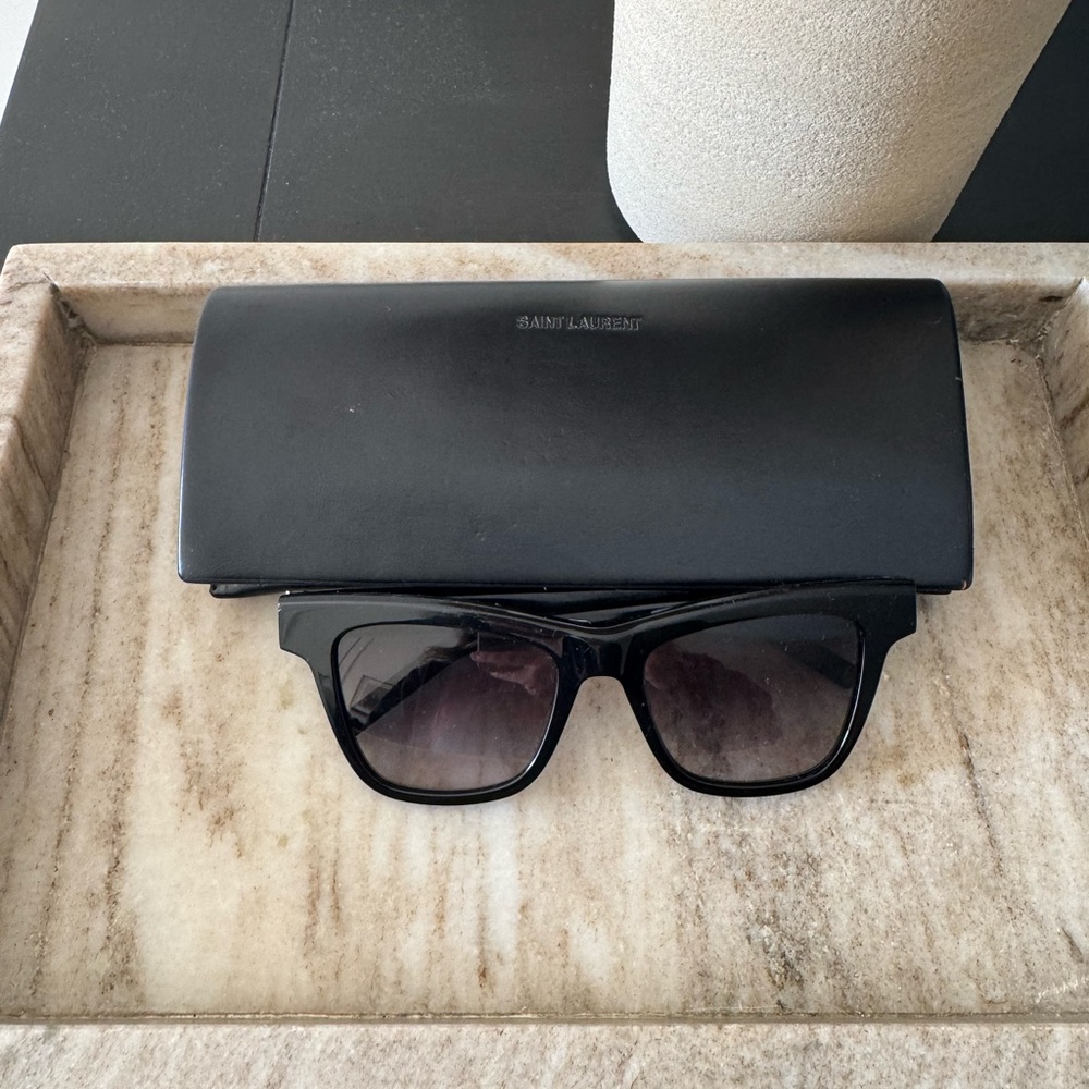 Yves Saint Laurent Sunglasses Black